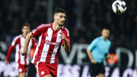 Taça da Grécia: David Carmo faz autogolo, mas Olympiakos segue para a final