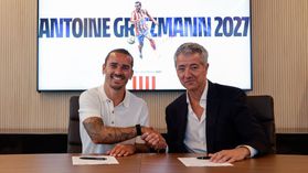 Mercado (oficial): Griezmann renova contrato pelo Atlético Madrid