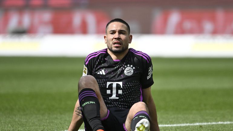 Raphael Guerreiro volta a lesionar-se: «Saiu de muletas»