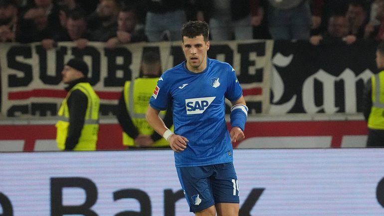 Mercado: Jurásek regressa ao Benfica 