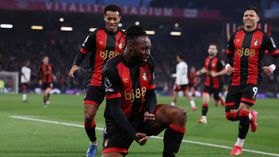Marco Silva perde com golo no primeiro minuto e complica sonho europeu