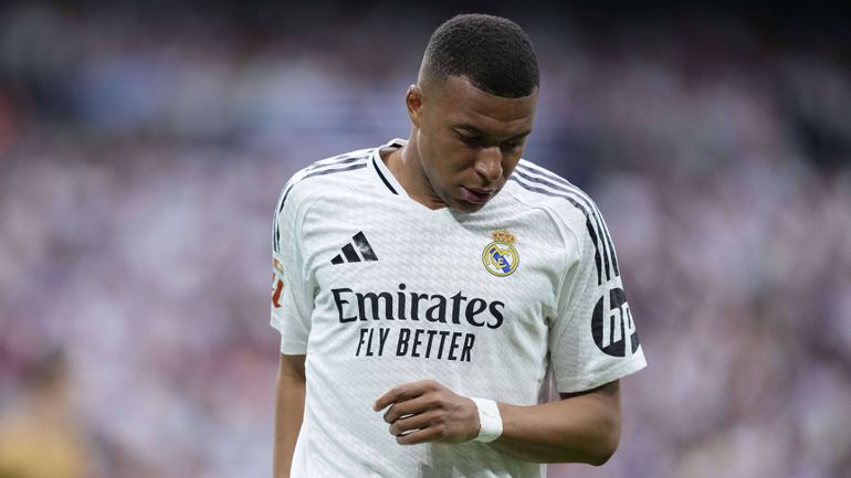Vírus deixa Mbappé em isolamento