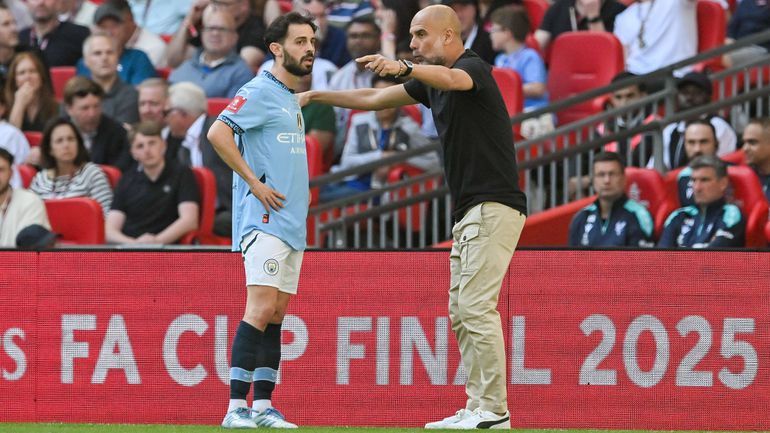 Bernardo Silva conta a ida para o Man. City: «O meu empresário liga-me e diz-me assim...»