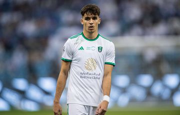 Mercado FC Porto: Gabri Veiga pode despedir-se hoje do Al Ahli