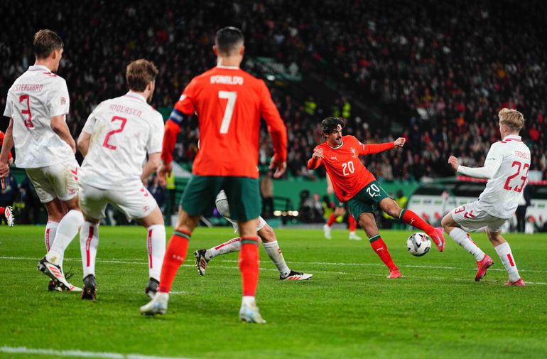 Euro 2028 vai ter novo formato de qualificação e alguns segundos de grupos terão de ir a 'play-off'