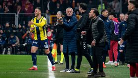Dérbi de Istambul termina sem golos para desespero de Mourinho