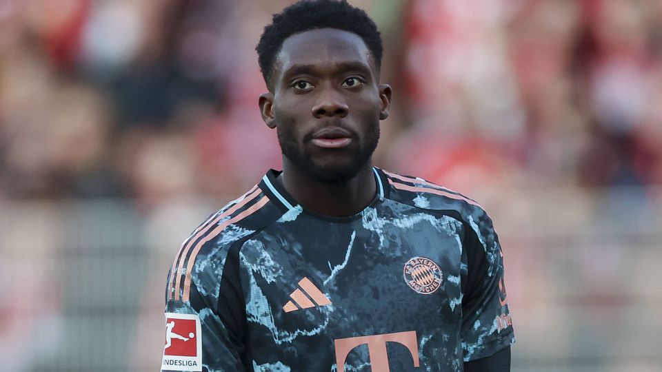 Alphonso Davies ao serviço do Bayern Munique