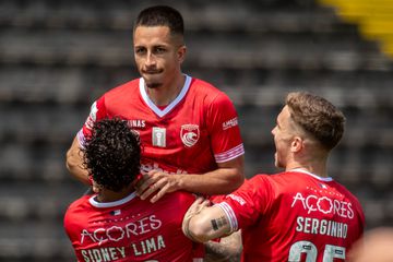 Mercado: Ricardinho cada vez mais longe do Santa Clara