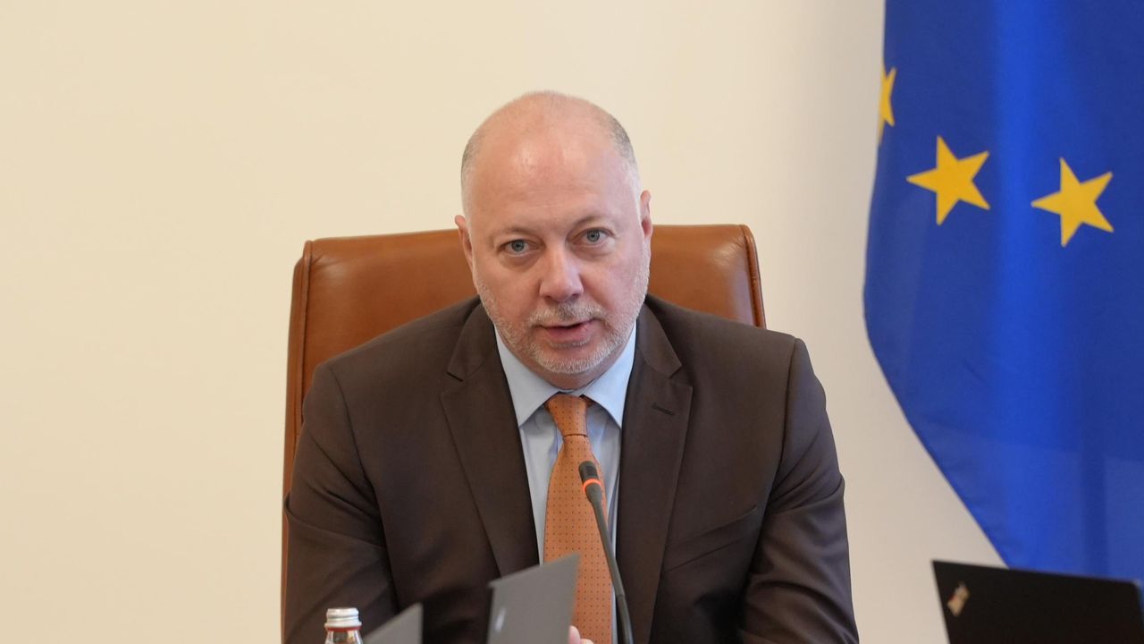 Росен Желязков: Контролните органи по пътищата няма да почиват по време на отпуските