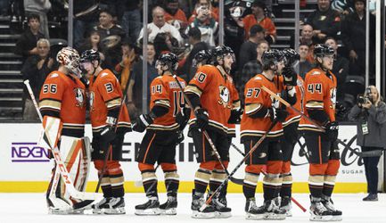 Pavol Regenda sa stal len druhým Slovákom, ktorý nastúpil za Anaheim