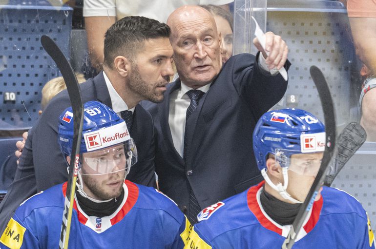 Kto povedie Slovensko na MS v hokeji 2025? Craig Ramsay môže pomôcť tímu aj inak