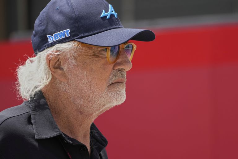 Briatore je nespokojný. Alpine chystá zmenu pred Imolou