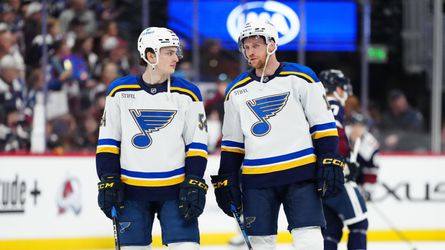 Dalibor Dvorský sa dočkal ďalšej šance v NHL. Dvaja Slováci majú istý postup do play-off