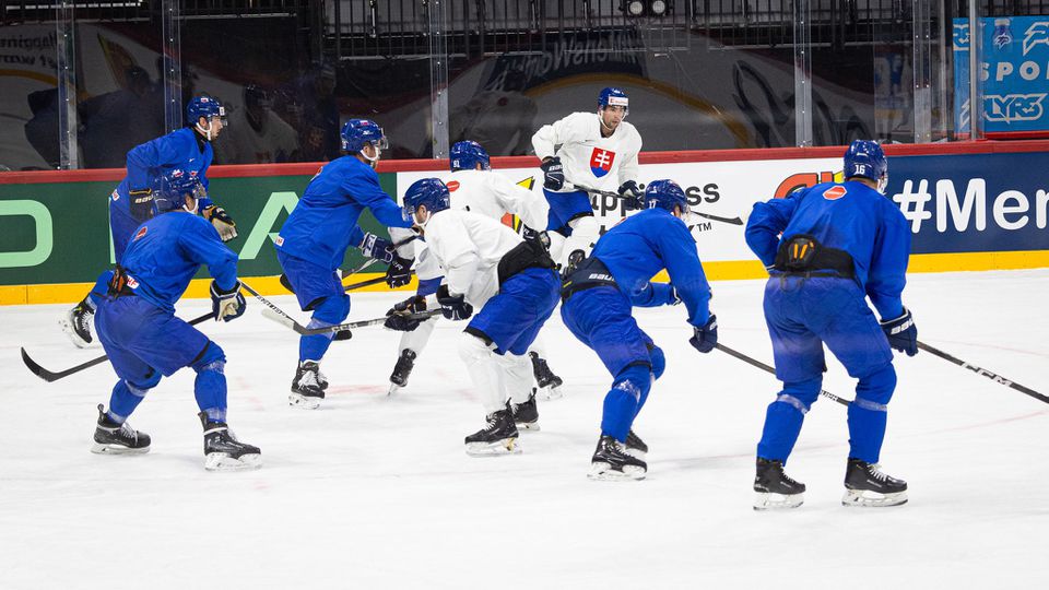 Slovensko na MS v hokeji 2025: Prvé dojmy z tréningov vo Švédsku