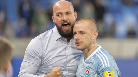 Český novinár o Slovane: V jednom je svetovou anomáliou. Často to pripomína cirkus