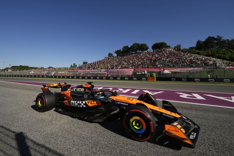 Veľká cena Emilia Romagna: McLaren ovládol aj druhý tréning, tretí skončil Gasly