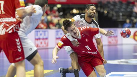 MS: Švajčiari s prvým triumfom v hlavnej fáze. Duel Rakúska so Severným Macedónskom víťaza nespoznal