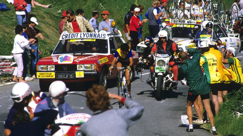 Legendárny cyklista čelí vážnym obvineniam. Podozrievajú ho z objednania vraždy susedov
