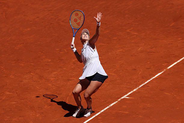 WTA Rím: Andreescuová zničila súperku na kurte. Švajčiarka so slovenskými koreňmi skrečovala