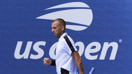 US Open: Nečakaný zápas vstúpil do histórie. Úmorná bitka v 1. kole lámala rekordy
