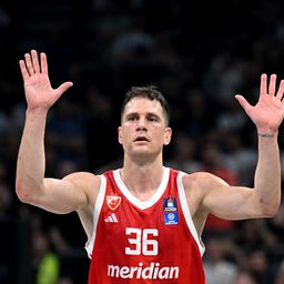 Zvezda poželela Nedoviću puno zdravlja, uspeha i pobeda u daljoj karijeri